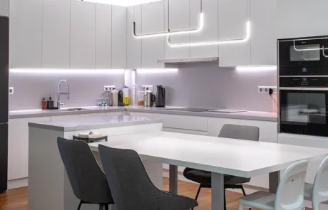 Κατασκευή Λευκής κουζίνας με Corian