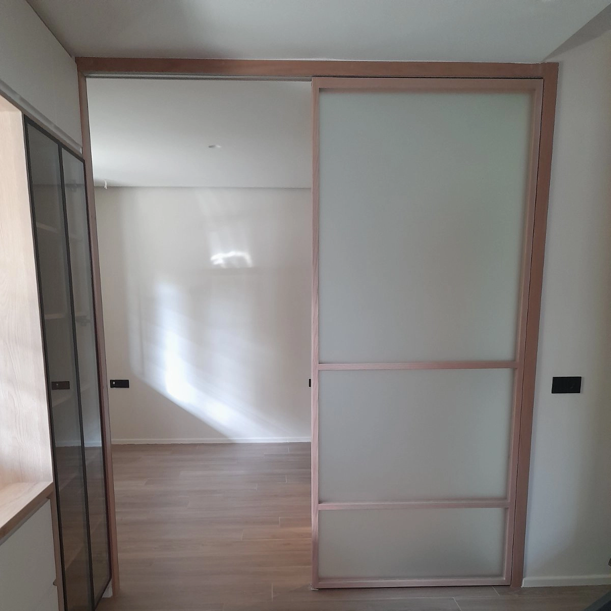 Κατασκευή Ξύλινο Διαχωριστικό Χώρου