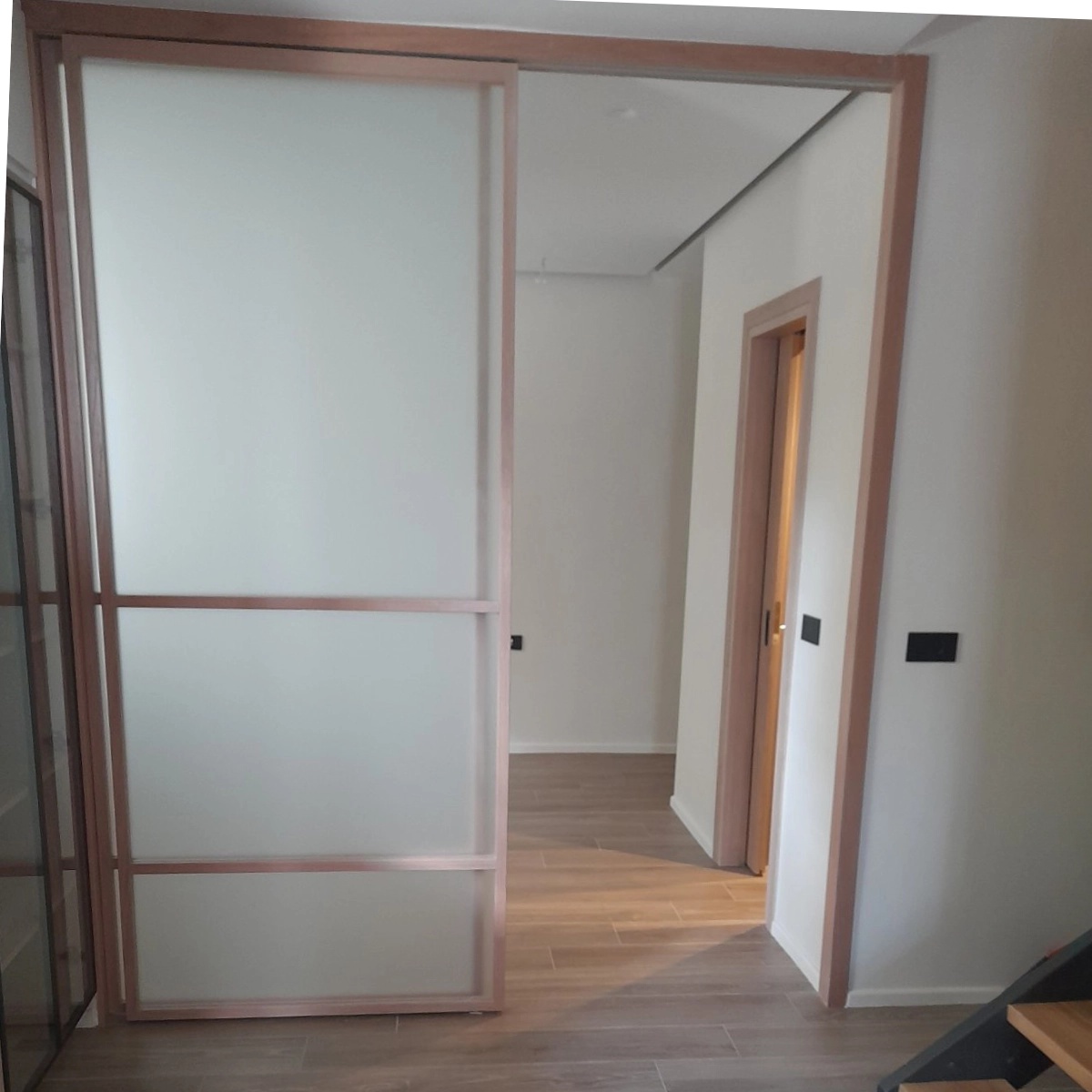 Κατασκευή Ξύλινο Διαχωριστικό Χώρου